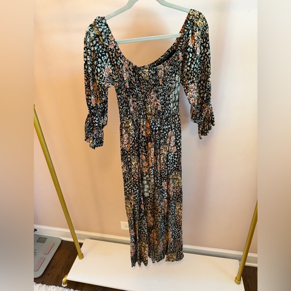 Floral Maxi Dress - Black - Picture 2 of 4